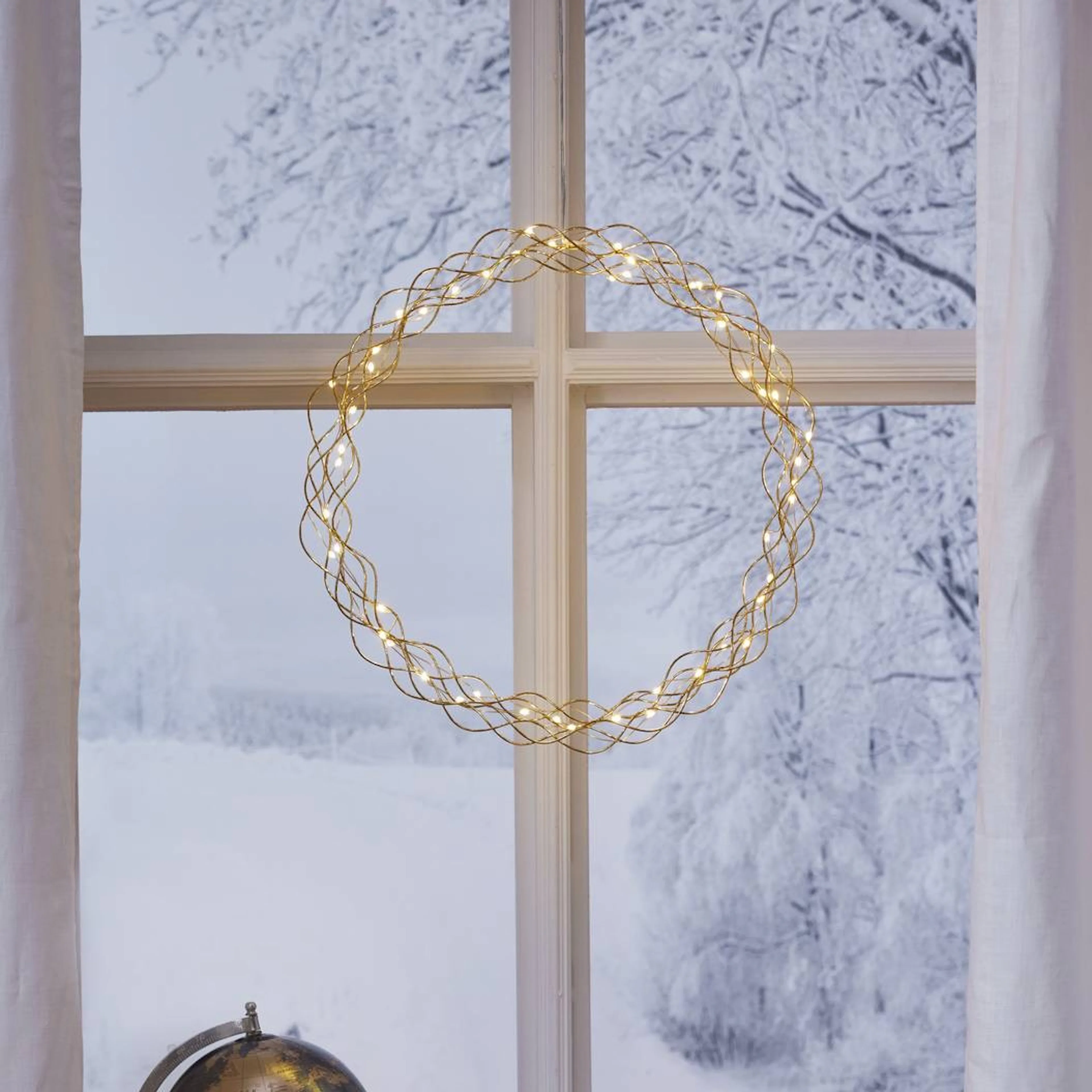 Hängande Dekoration Star Trading Curly Krans med LED 45cm