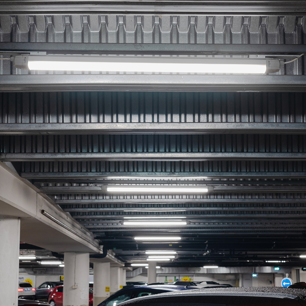 Industriarmatur Hide-A-Lite IND Liteline IP65 1500 840 BT