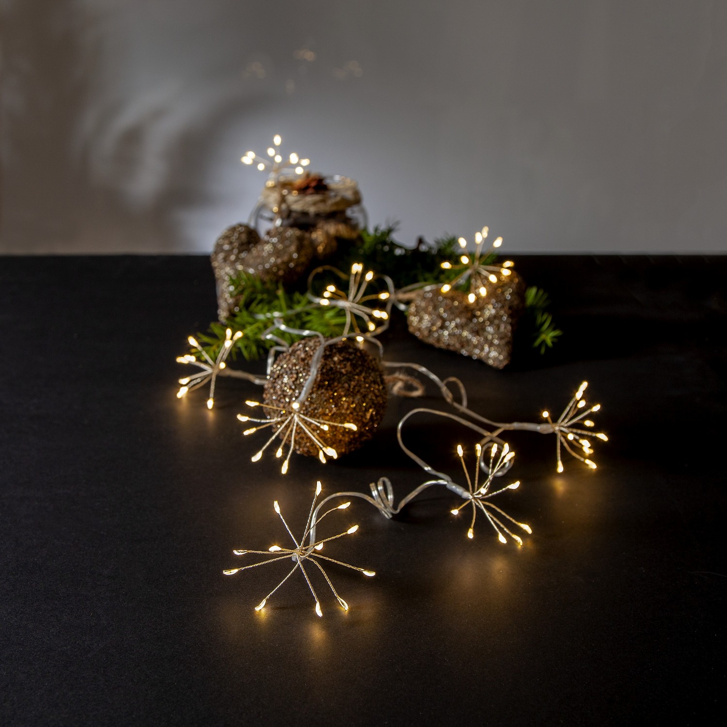 Ljusslinga Star Trading Dew Drop Flower 96L