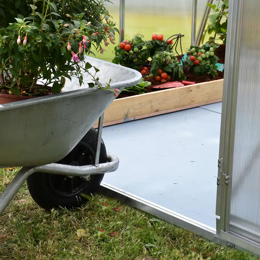 Växthus Canopia by Palram Essence Aluminiumram med UV-Skyddad Polykarbonat & Ventilationsfönster, 11,8 m²