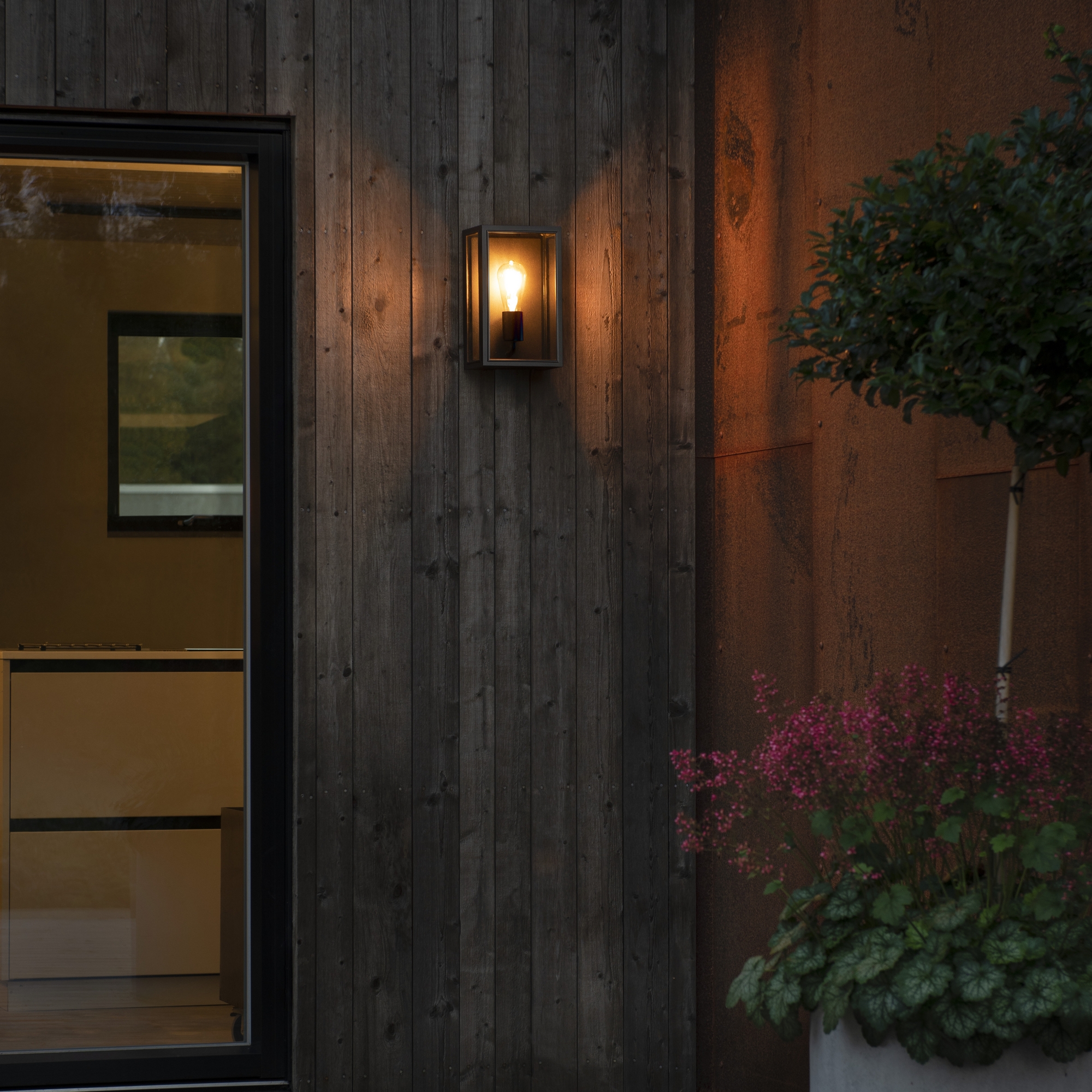 Vägglykta Gnosjö Konstsmide Carpi Medium