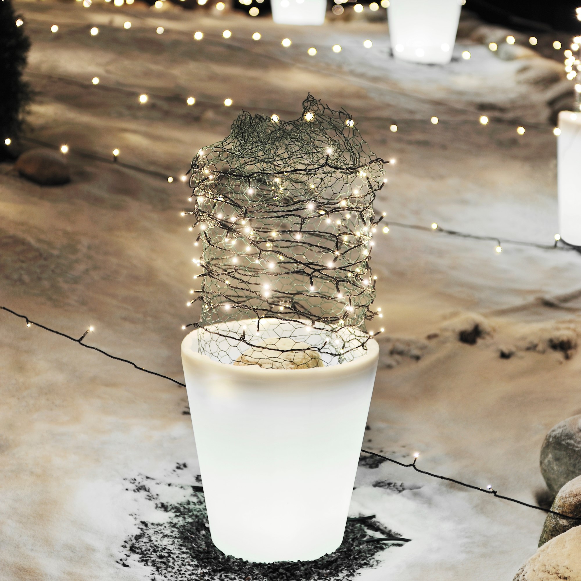 Blomkruka Gnosjö Konstsmide Assisi LED Plast Trafo IP44