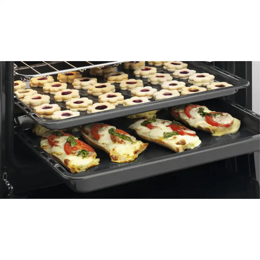 Induktionsspis Electrolux LKI66440SK 600 SteamBake 60 Spis med Induktionshäll Svart