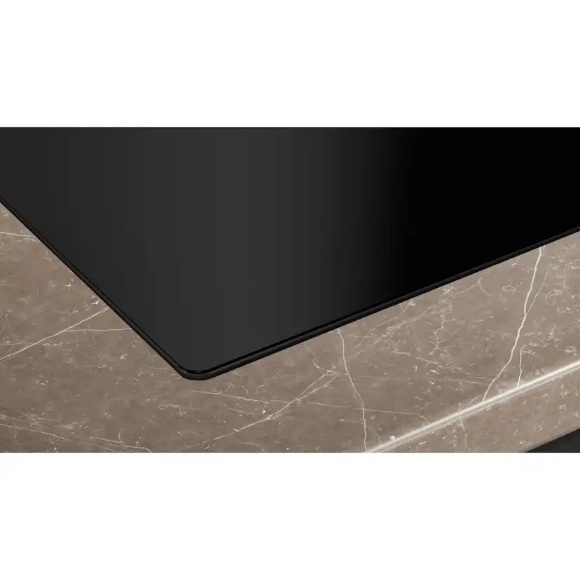 Induktionshäll Siemens iQ300 ED811BS16E med Inbyggd Fläkt Svart