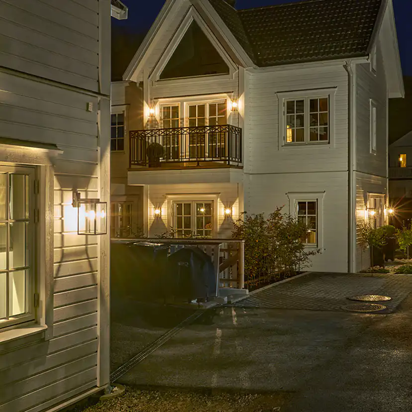 Väggarmatur Norlys Lofoten 1963 för Utebelysning Svart/Opal