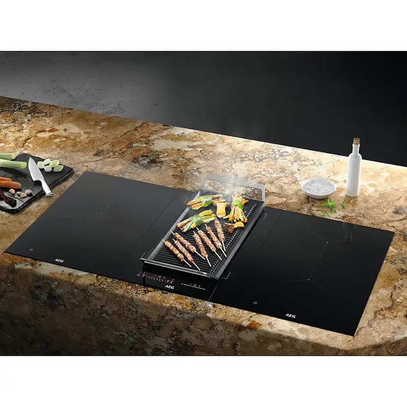 Induktionshäll AEG IKE42640KB Svart med Bridgefunktion och ActiveTouch