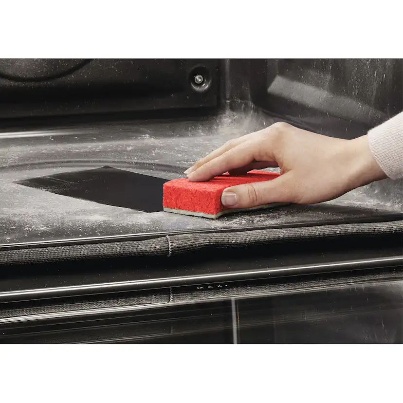 Inbyggnadsugn AEG SteamCrisp BP841K Svart med WiFi och Pyrolytisk Rengöring