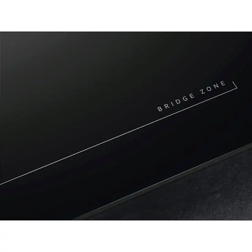 Induktionshäll AEG TO74IB00IB 6000 Bridge Med Automatisk Justering Av Fläkt