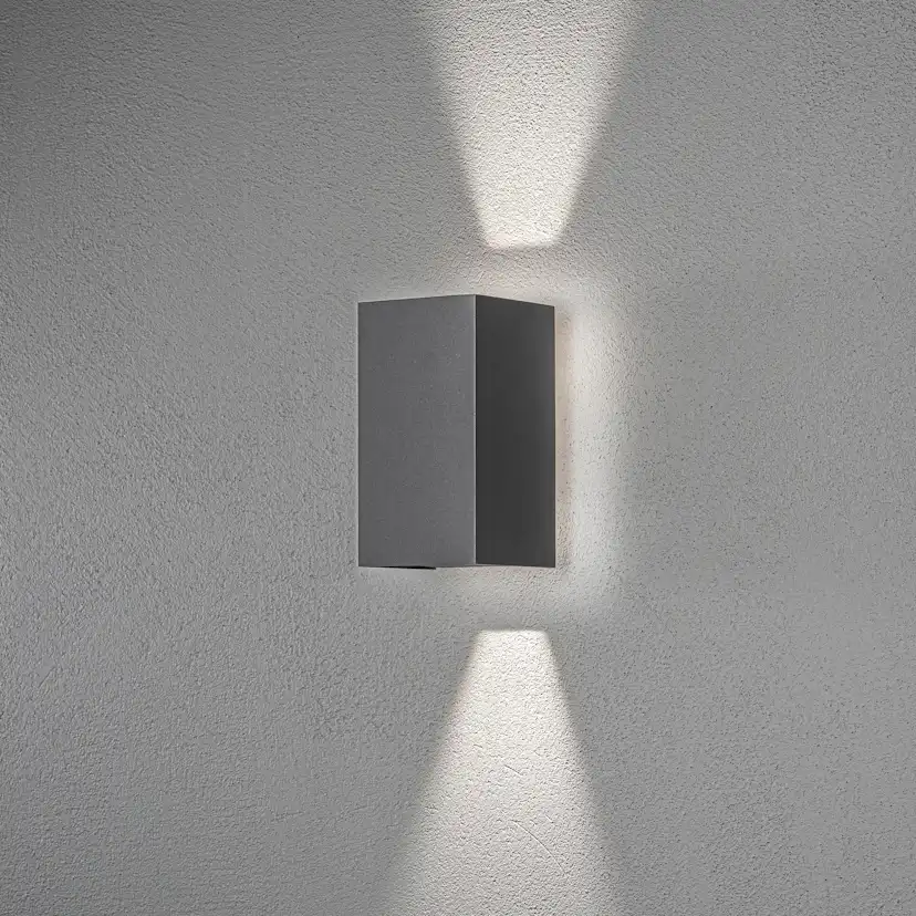 Vägglykta Gnosjö Konstsmide Cremona Upp/Ned/Bak 3X3W High Power LED