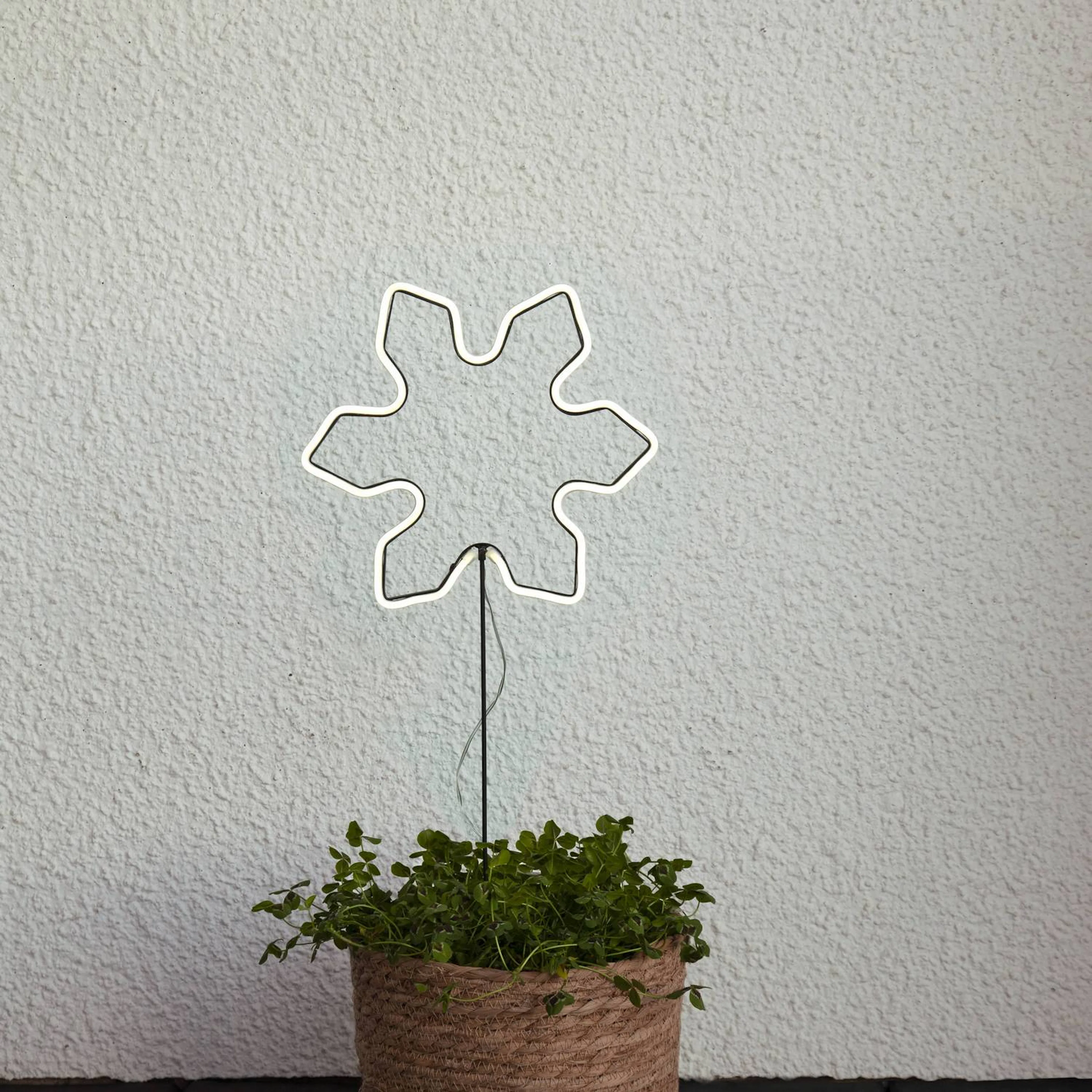 Siluett Star Trading NeonSnowflake Batteridriven Utomhusdekoration LED