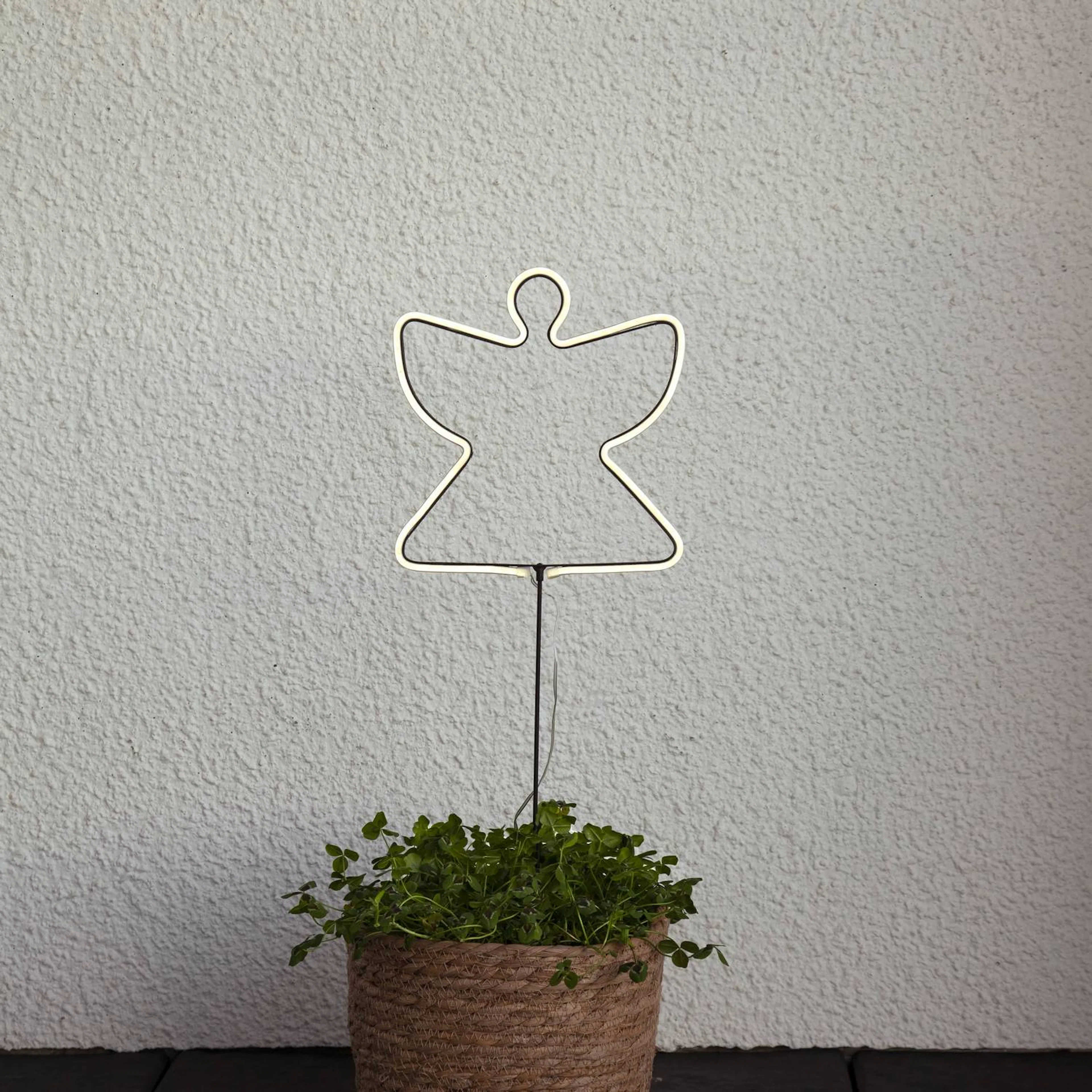 Siluett Star Trading Neon Angel Batteridriven Utomhusdekoration LED