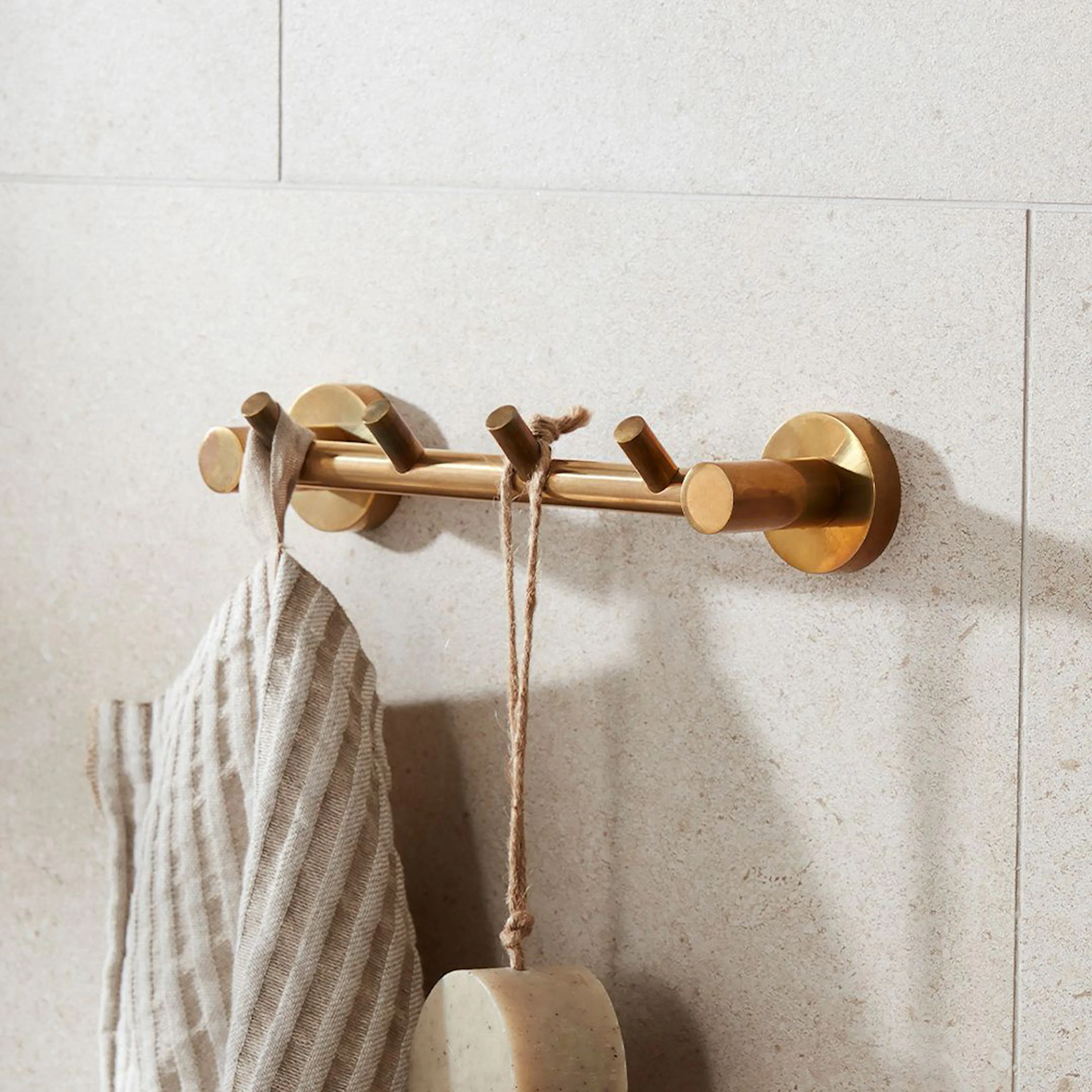 Polerad Obehandlad Mässing