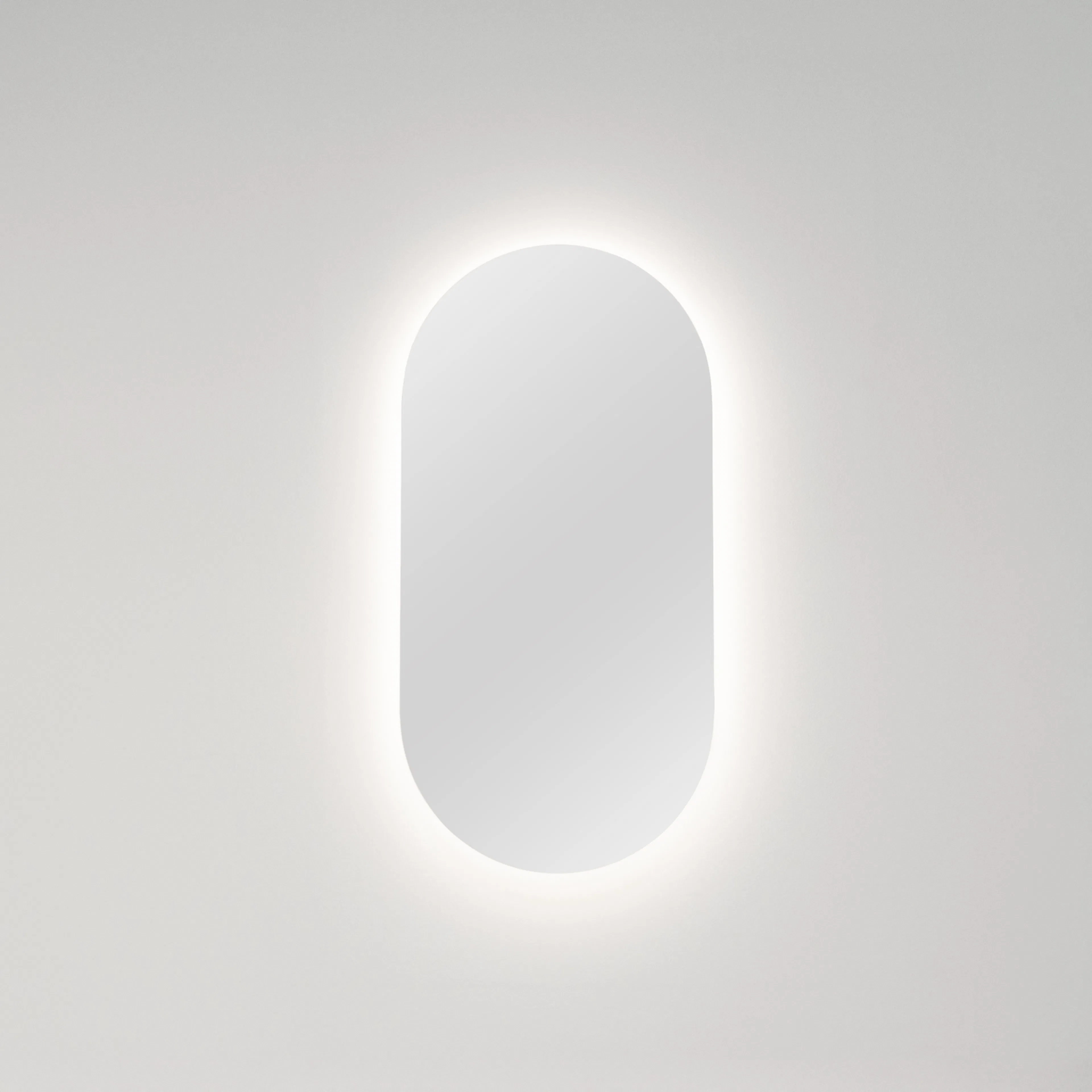 Badrumsspegel Macro Design Atlas Oval Ambilight Elegant Design