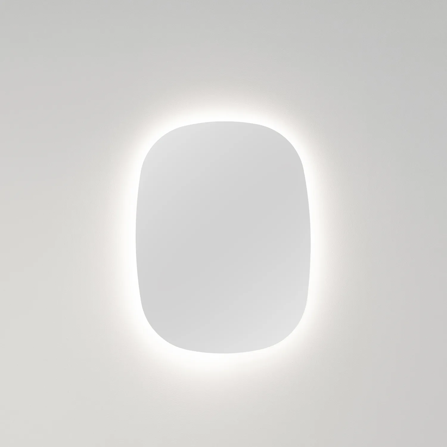 Badrumsspegel Macro Design Vega Oval Ambilight med Bakgrundsbelysning