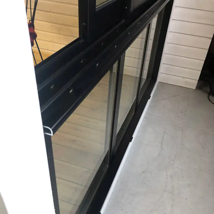 Skjutfönster med fast underdel Landskap Robust Vår och Höst 2-del