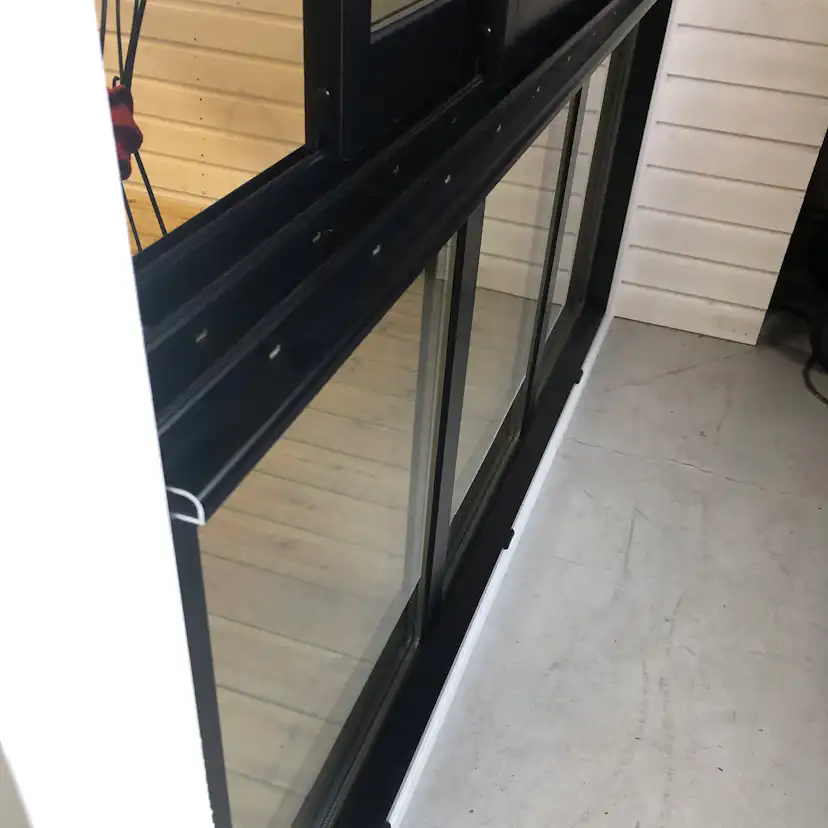 Skjutfönster med fast underdel Landskap Robust Vår och Höst 3-del