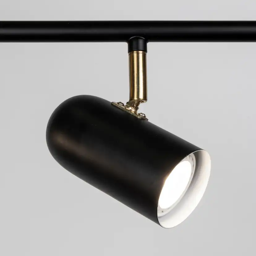 Taklampa Globen Lighting Swan 3 Svart