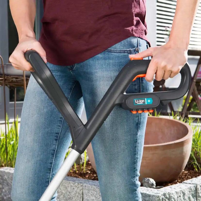 Trimmer Gardena SmallCut Li-23R med Batteri