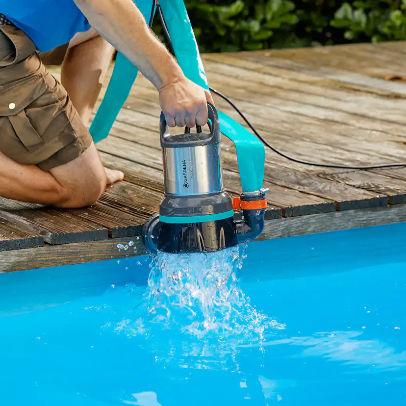 Dränkbar Pump Gardena 11000 för Rent Vatten