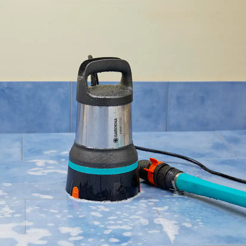 Dränkbar Pump Gardena 17000 Aquasensor för Rent Vatten