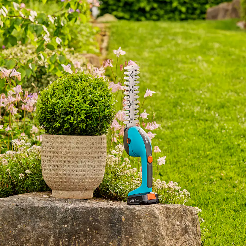 Gräs- och Busksax Gardena PowerCut exkl. Batteri