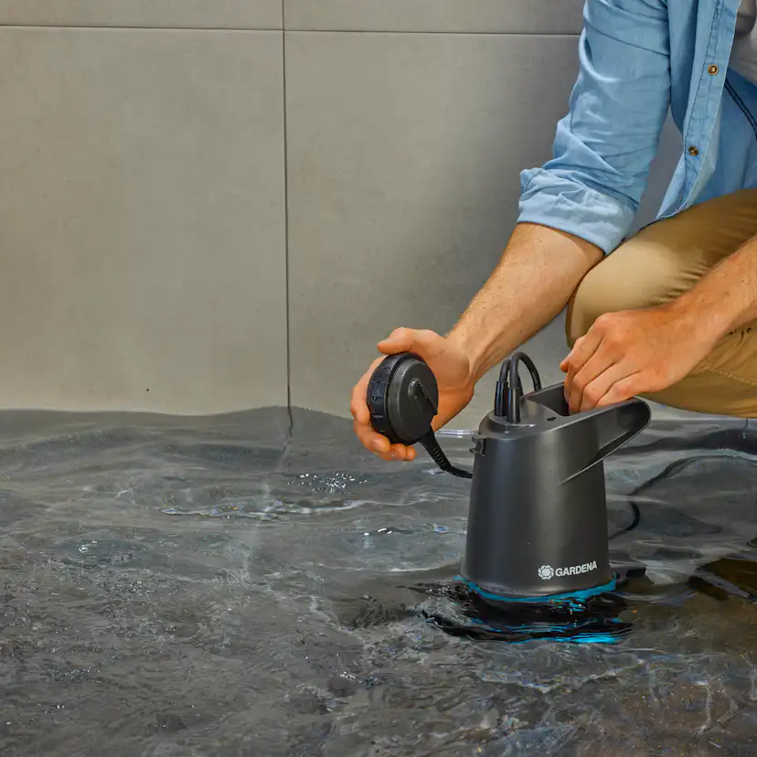 Pump Gardena Basic 20000 Dränkbar För Rent Vatten
