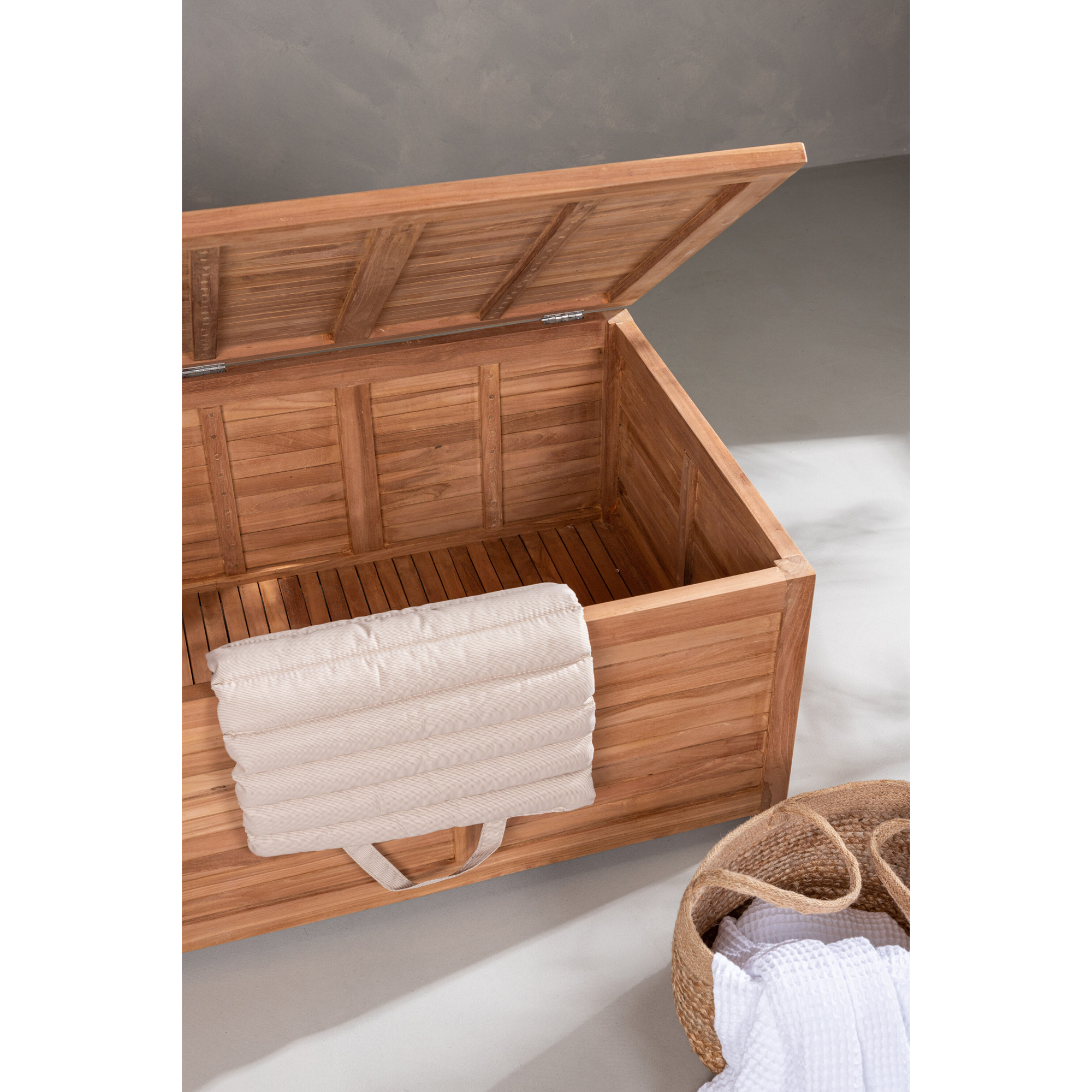 Dynlåda Venture Home Trento 70x130x46cm