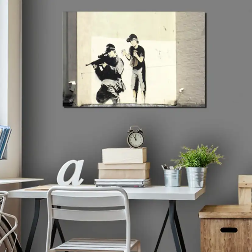 Tavla Arkiio Sniper And Child By Banksy