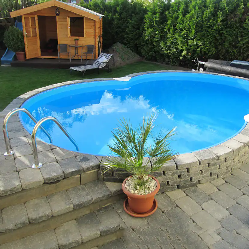 Stålväggspool Planet Pool Premium Inbyggd Åttaformad 5,25x3,2 inkl SF8 Stege och Tillbehör