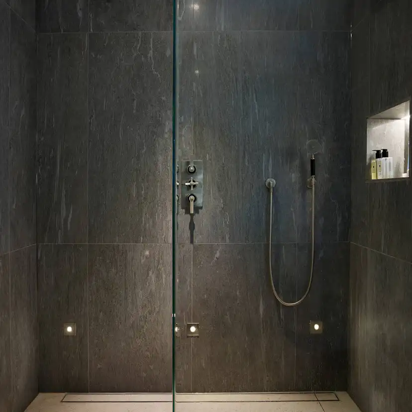 Vägglampa Astro Tango