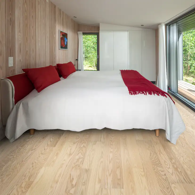 Trägolv Kährs Original Falsterbo VIt Ask, Mattlackerat 2-Stavs Parkettgolv