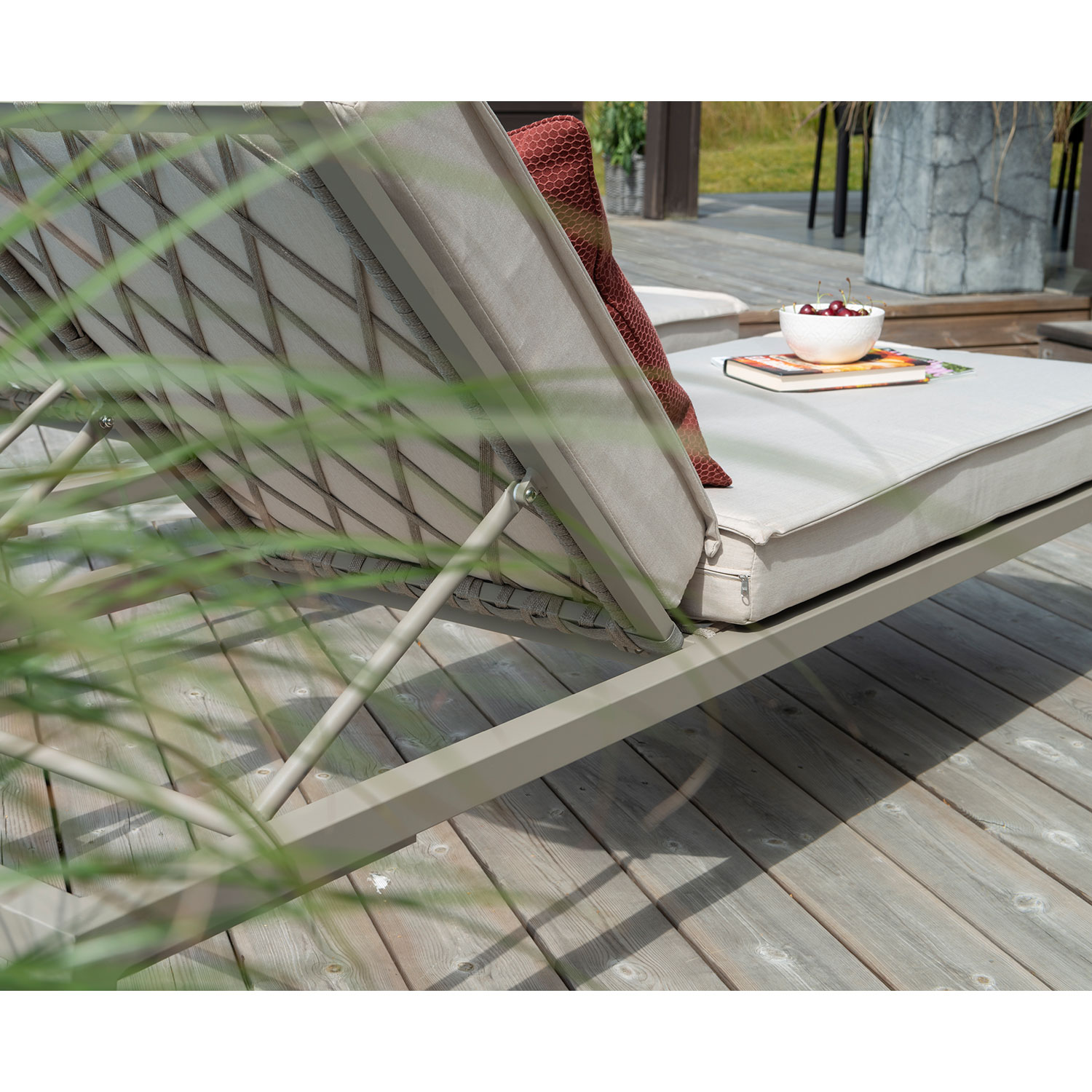 Solsäng Hillerstorp Jet Set