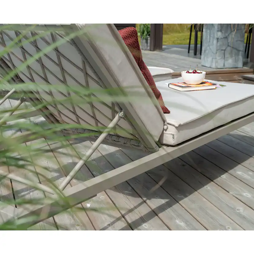 Solsäng Hillerstorp Jet Set