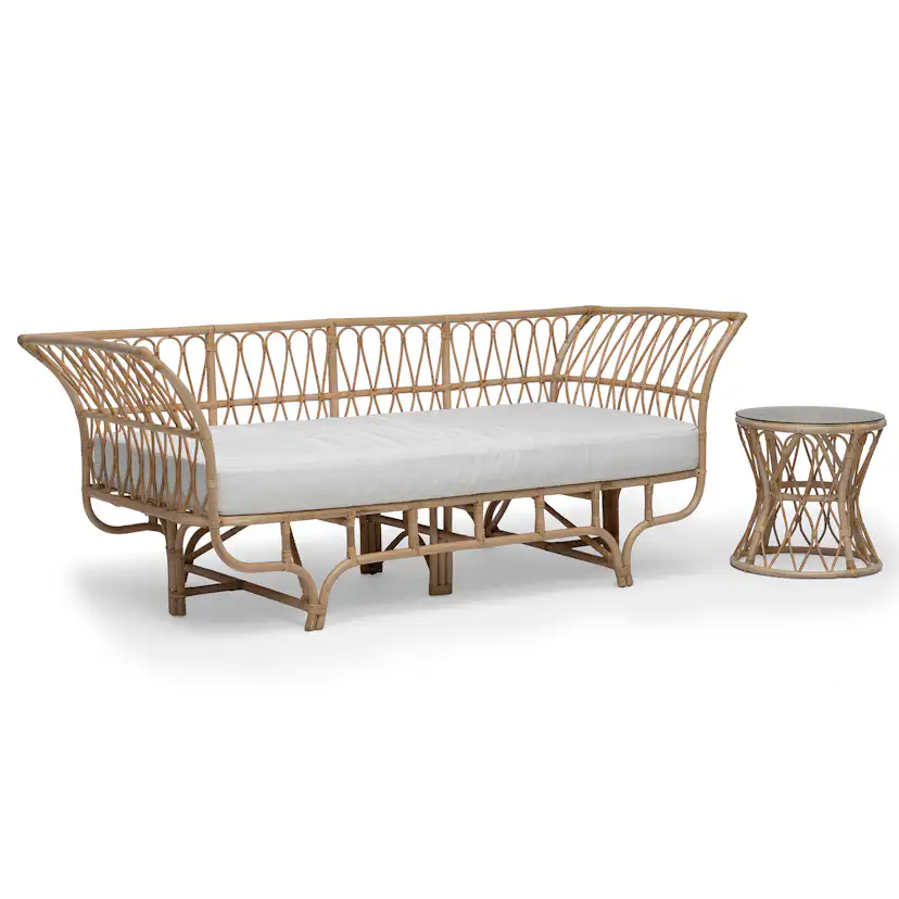 Dagbädd Hillerstorp Lyckesö med Bord och Dyna