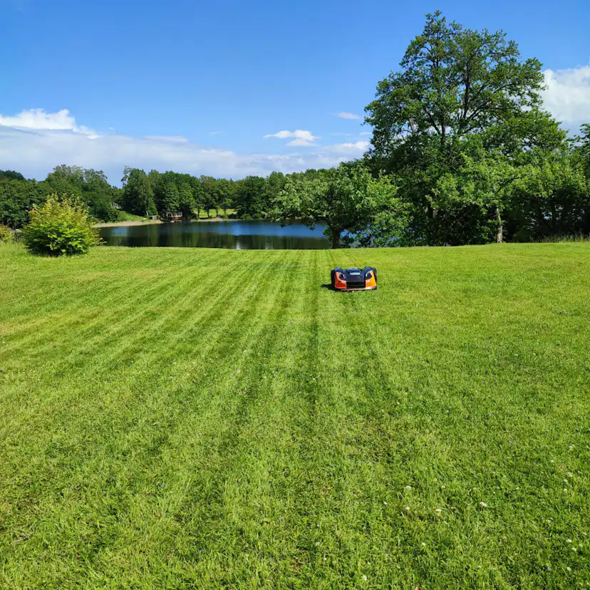 Robotgräsklippare Yardforce Revola 3000 Utan Slinga