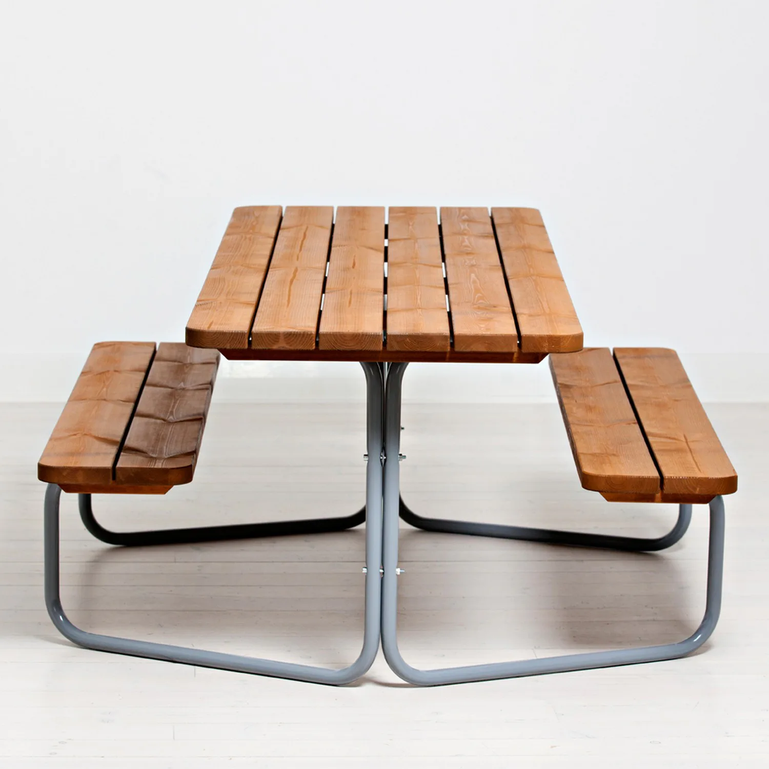 Barnbord Varax Breikki Grå Utomhus