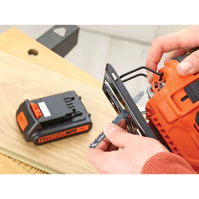 Sticksåg Black & Decker BDCJS18N 18V Utan Batteri