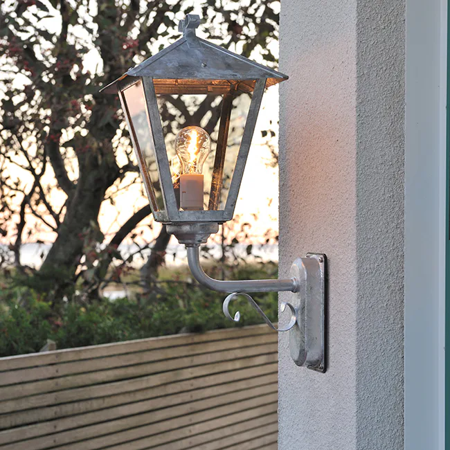 Vägglykta Gnosjö Konstsmide Benu Upp E27 Galvaniserad Hög