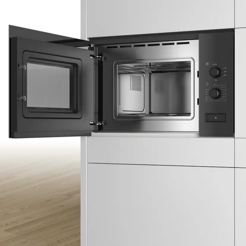 Mikrovågsugn Bosch Serie 4 BFL520MB0 Inbyggnadsmikro Svart 800W