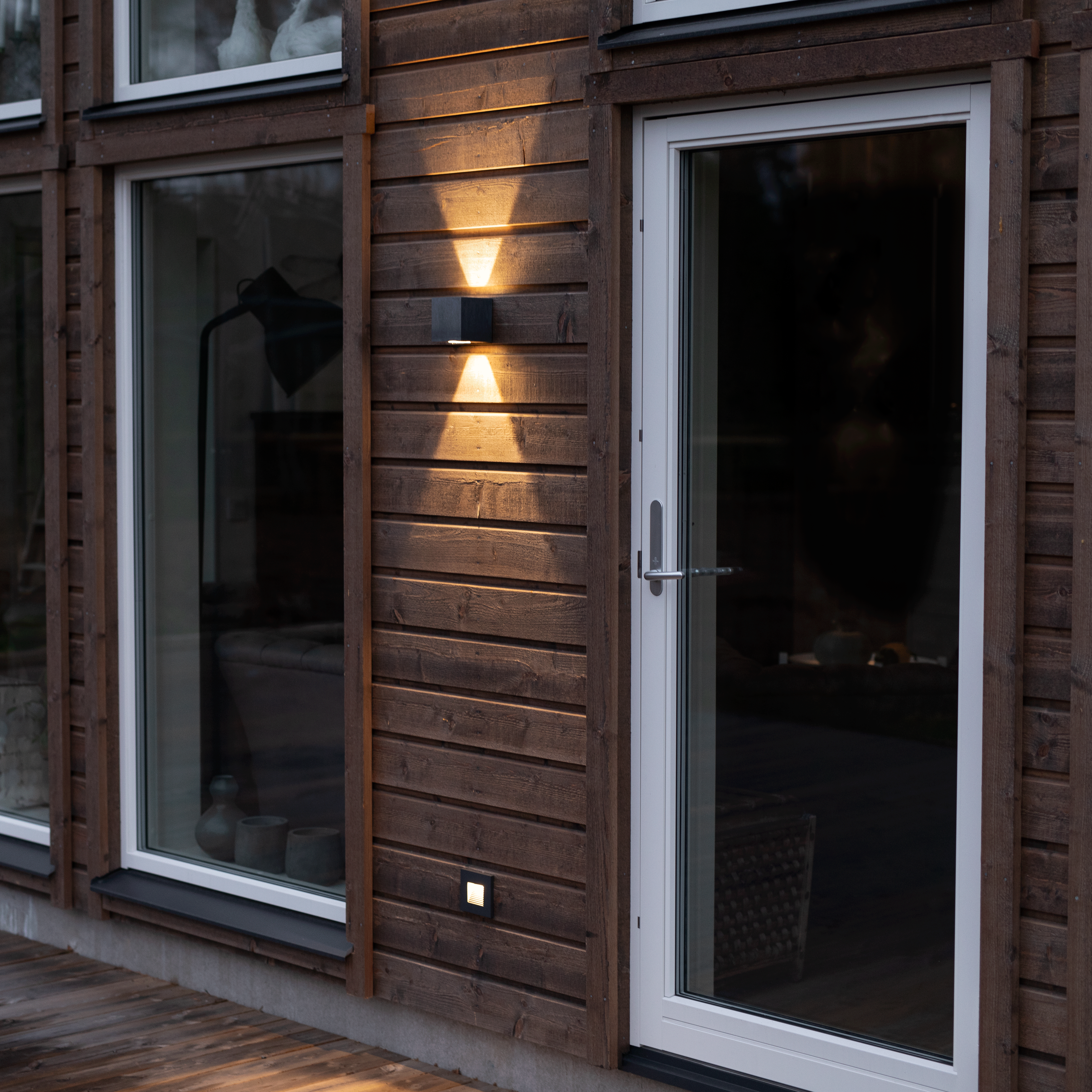 Väggarmatur Hide-a-lite Cube II