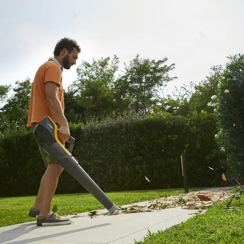 Lövblås STIGA BL 500e Utan Batteri & Laddare