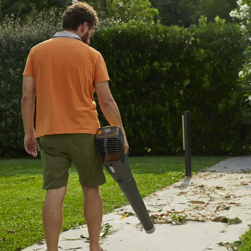 Lövblås STIGA BL 500e Utan Batteri & Laddare