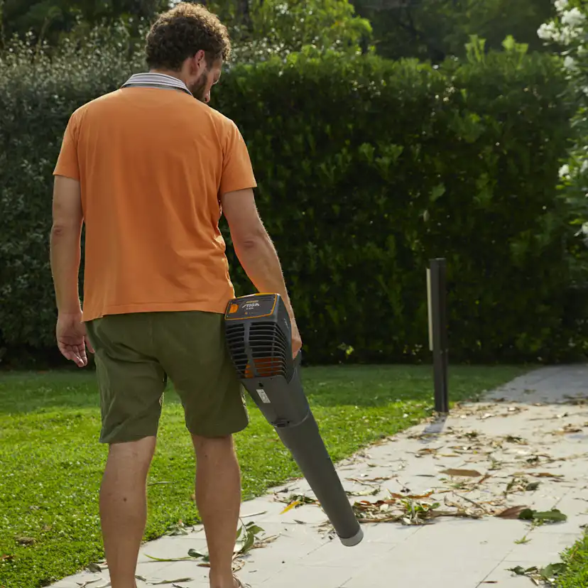 Lövblås STIGA BL 500e Med Batteri & Laddare