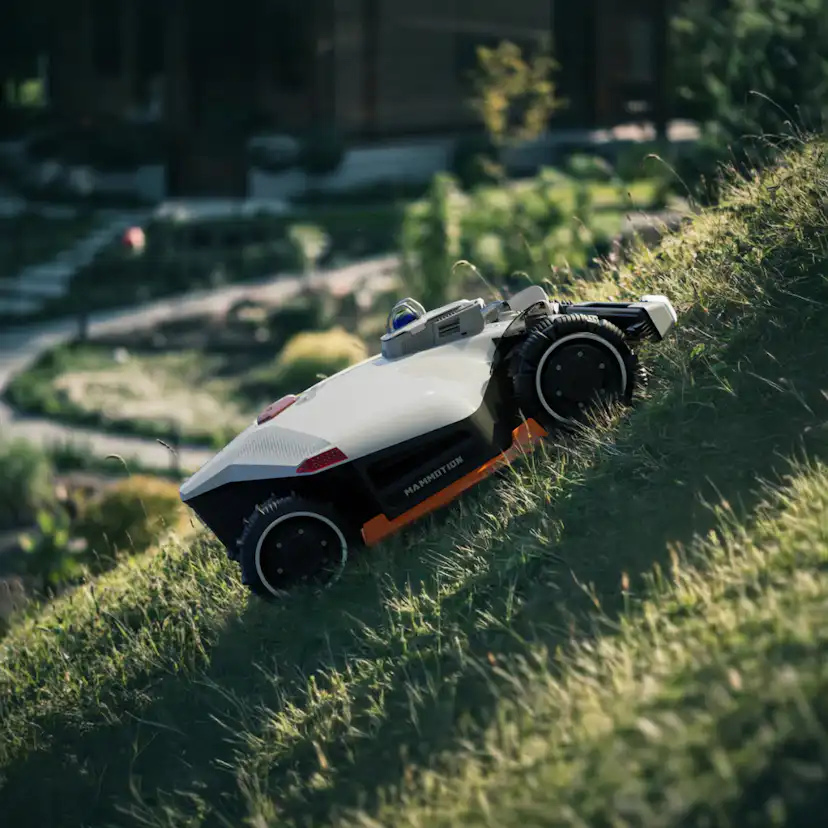 Robotgräsklippare Mammotion LUBA 3 AWD 1500