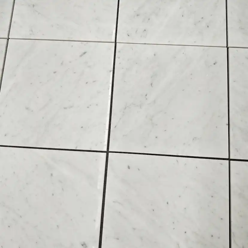 Natursten ArtStone Bianco Carrara C Polerad 30x30 cm