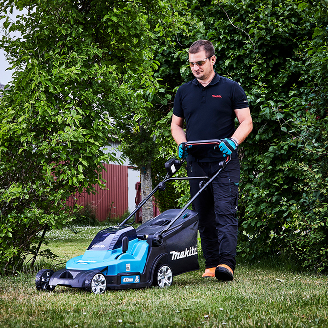 Gräsklippare Makita DLM432PT2 2x18V Med Batteri & Laddare