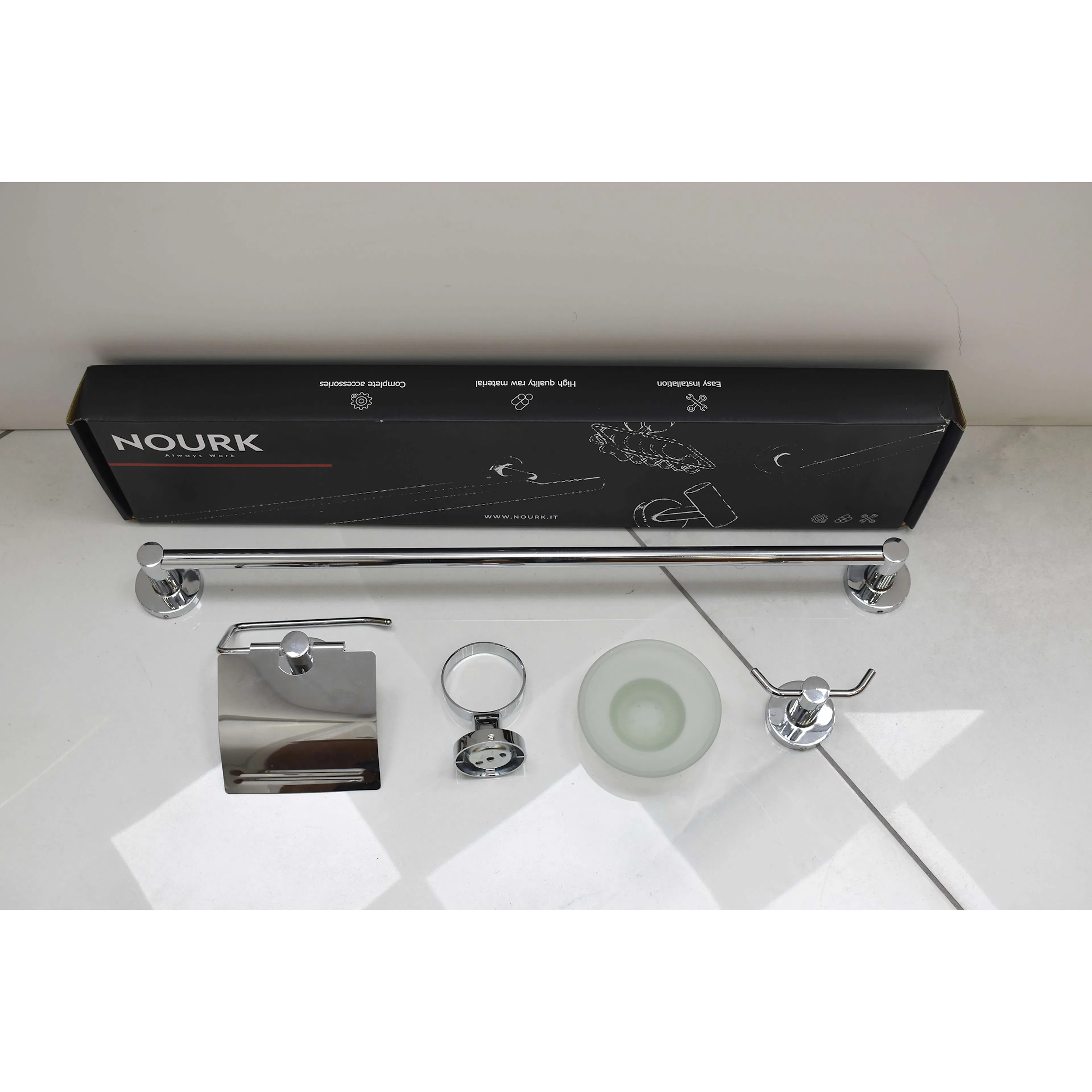 Badrumsset NOURK Badrumstillbehör Peace