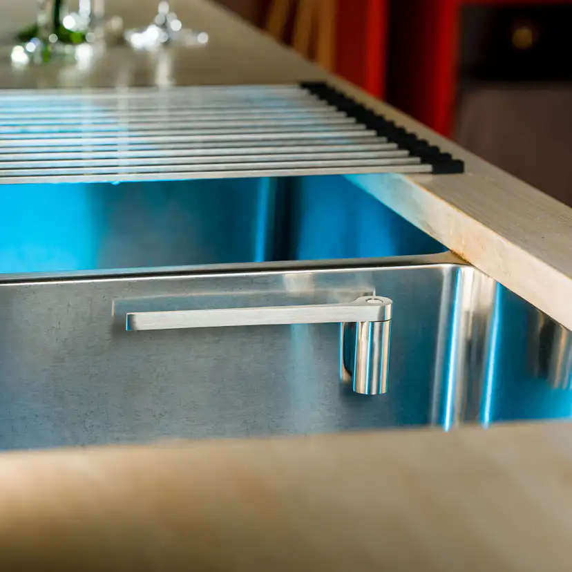 Disktrasehållare Happy Sinks Magnetisk Rostfritt Stål - Ett Hygieniskt Tillbehör för Köket