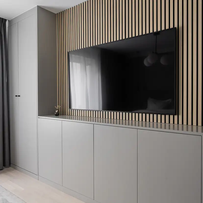 Akustikpanel Wood on wall Ek Vitlackad