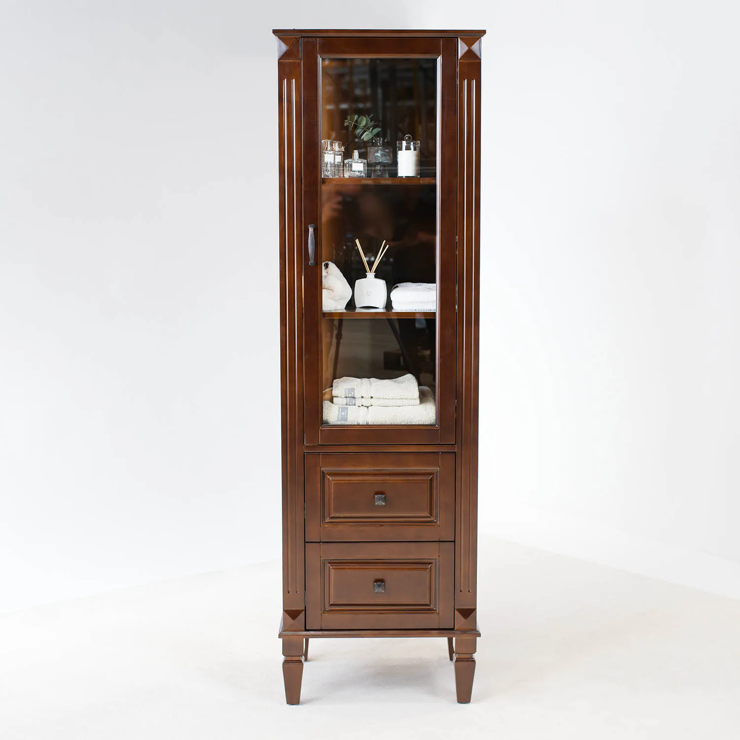 Högskåp Vesani Nashville